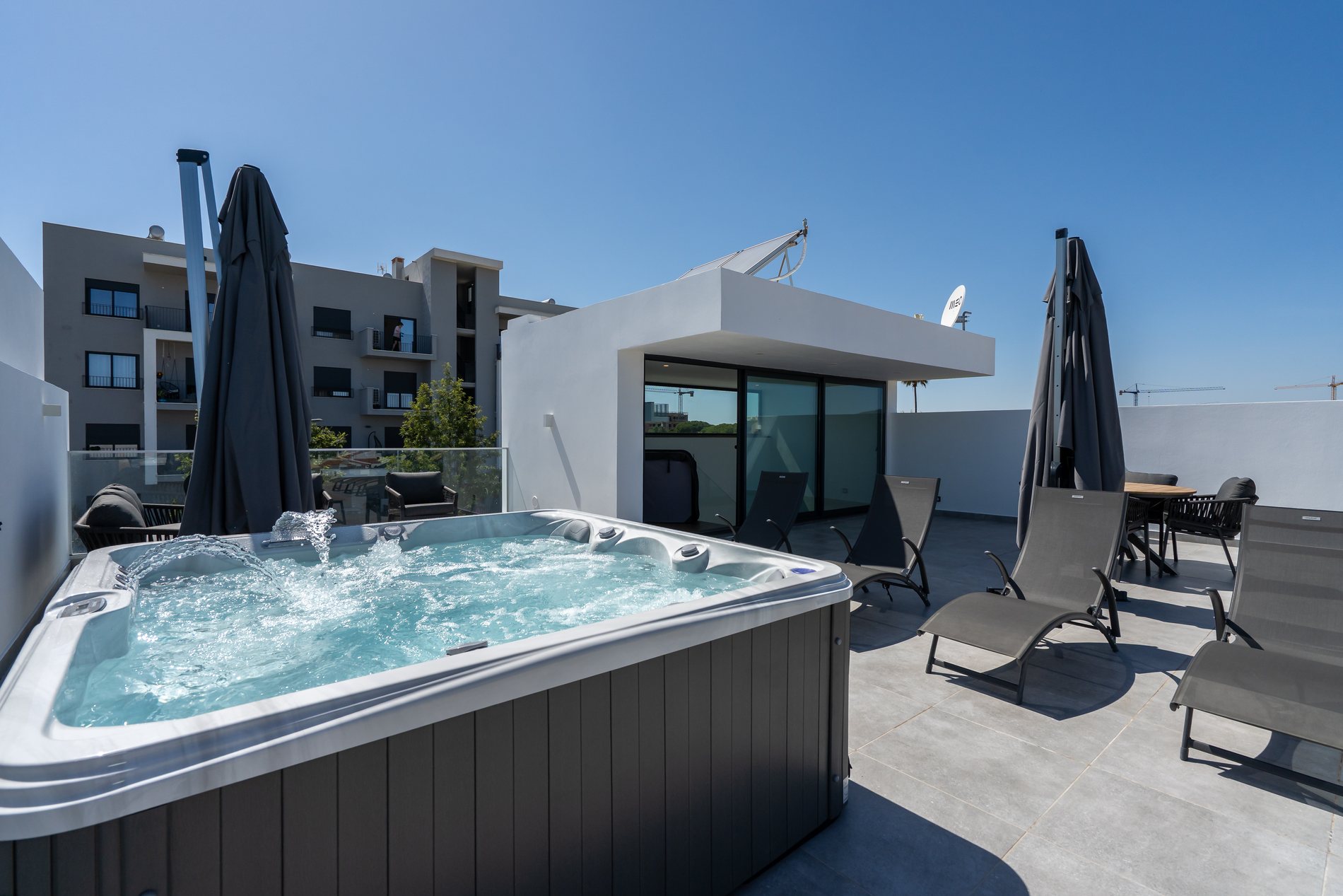 Rooftop com jacuzzi